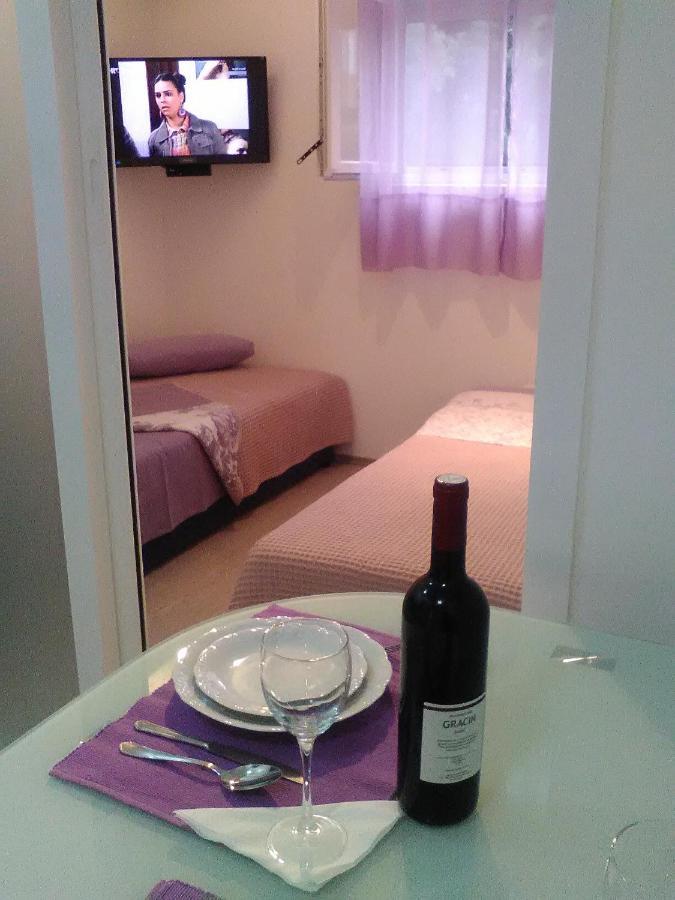 Studio Apartman Ana سبليت المظهر الخارجي الصورة